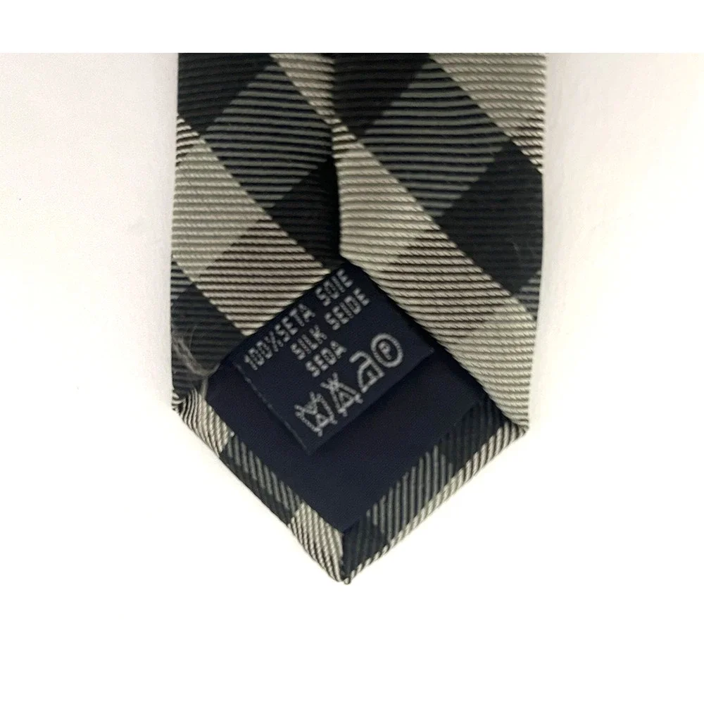 Burberry men tie